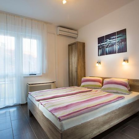 Апартаменты Negga Apartman Хайдусобосло Экстерьер фото